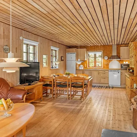 Holiday home Sofia - 500m From The Sea In Ne Jutland By Interhome *